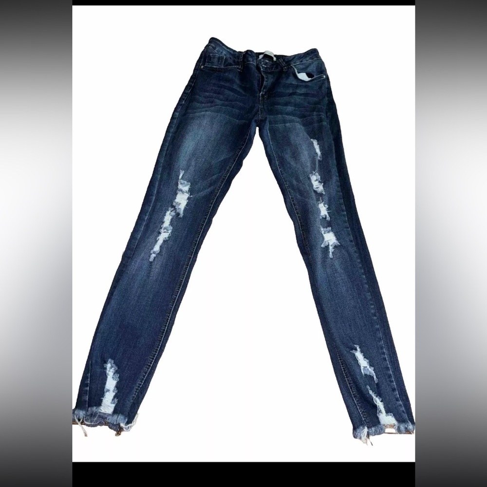 Refuge Jeans 2 Womens Juniors Size Blue Denim Skinny Distressed Dark Wash Casual